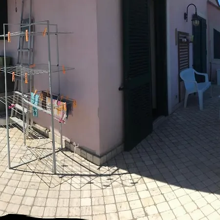 Casa Cirella Near Anagnina Metro アパート ローマ